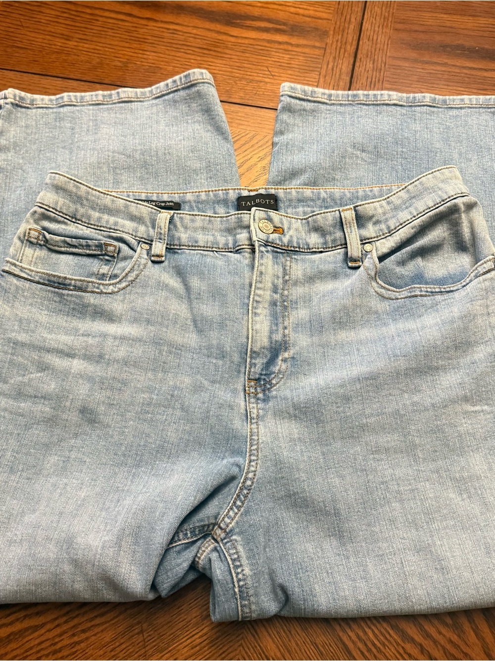 Talbots Wide Leg Crop Jeans Size 14 Light Wash Denim Great Condition